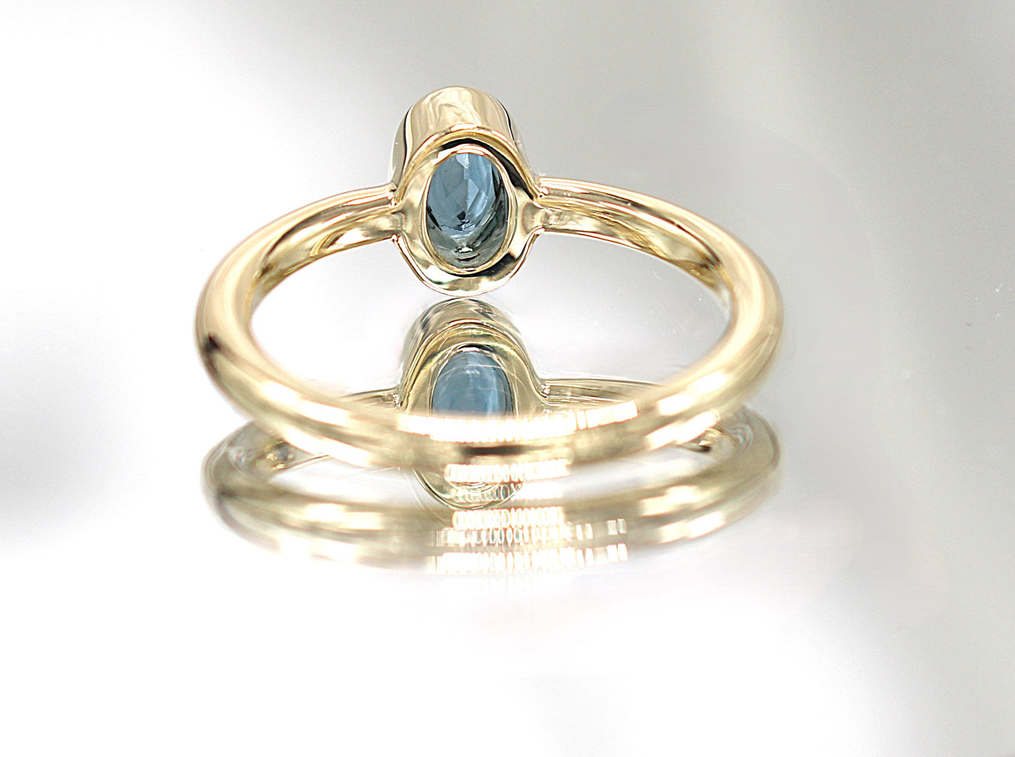 Bague Carolina saphir bleu | Bijouterie Laurence Joaillerie